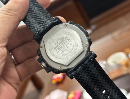 背面必须也要来上一张！