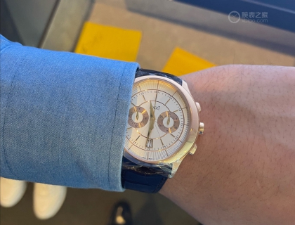 完美的诠释形态多元  伯爵 BLACK TIE PIAGET GOUVERNEU