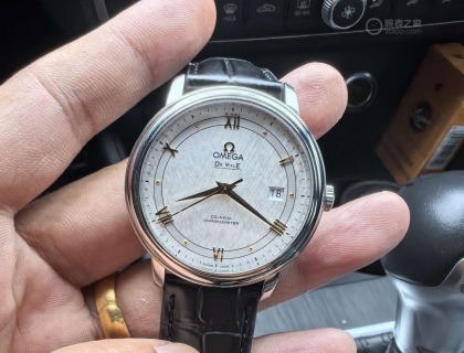 各位大佬，刚刚购入的二手碟飞是正品吗？四折买的，价格高吗？
