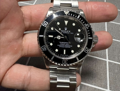 第一块16610（黑水鬼）铝圈 当时应该是四万多入手（2018年左右）整表瑕疵挺多，表镜后换，圈瑕疵，夜明珠裂