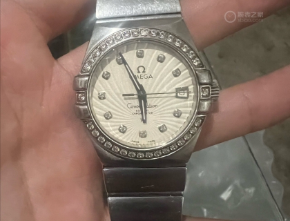 欧米茄手表，大家帮忙看看