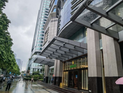 离别总是在雨季再见了，广州劳服。