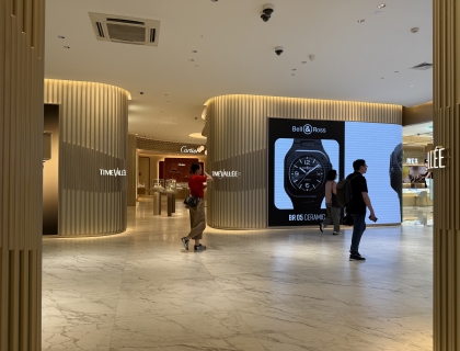 杭州武林银泰Bell&Ross柏莱士TIME VALLEE店