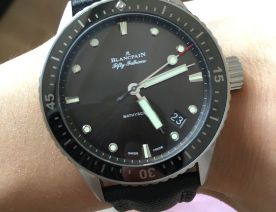 玩起你的潜水表—宝珀五十噚5000-1110-B52A