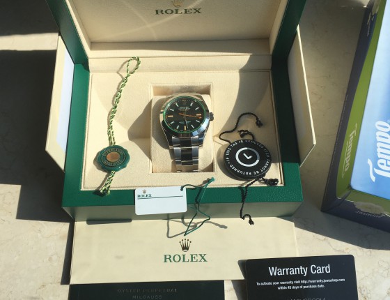 购入ROLEX绿玻璃116400GV