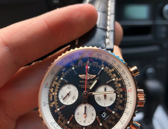 航模狂人终入玫瑰金Navitimer B01