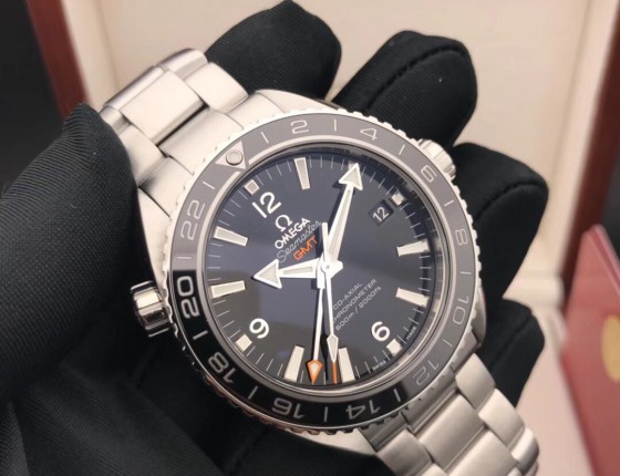 纠结po8500和GMT8605     唉  太纠结