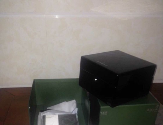 入手一块儿爱彼千禧