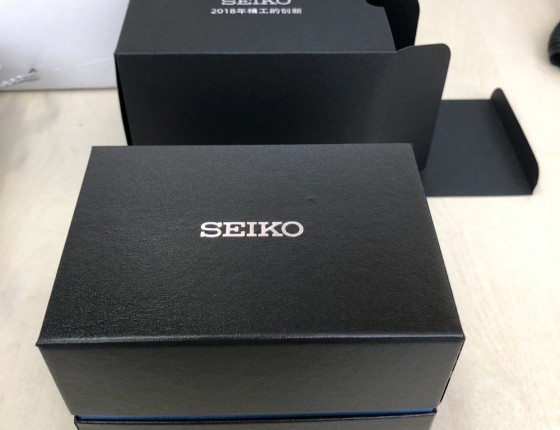 精工限量款小丑鱼SRPC95J1开箱作业