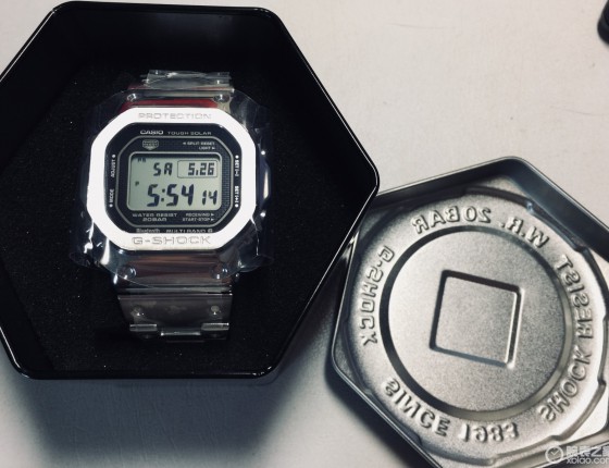 把收藏的G-SHOCK 35周年 金属小方块拿出来晒晒