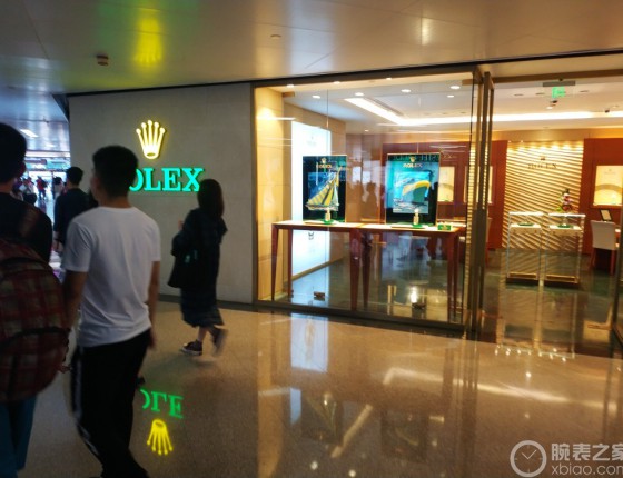 年底香港终入新鬼王