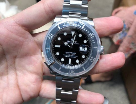 瑞士🇨🇭寻获间金蓝