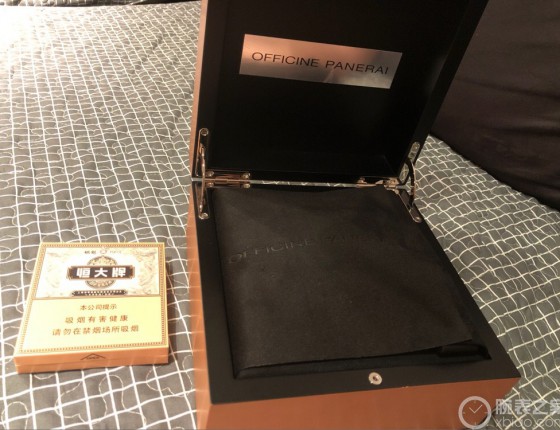 总要有块沛纳海