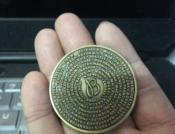 一个迟到的购表作业之百年灵航空计时01 DC-3限量