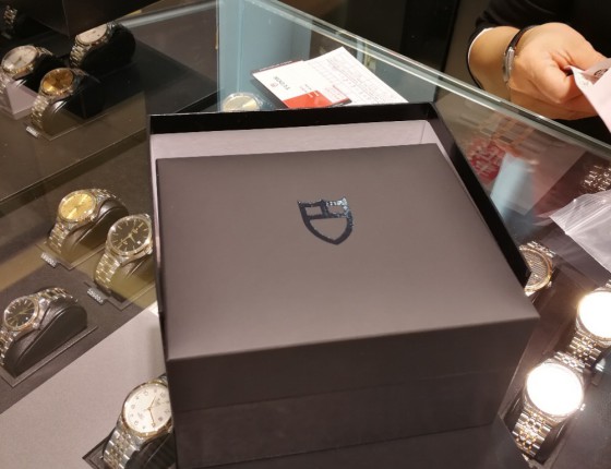 入坑半年斩获红蓝