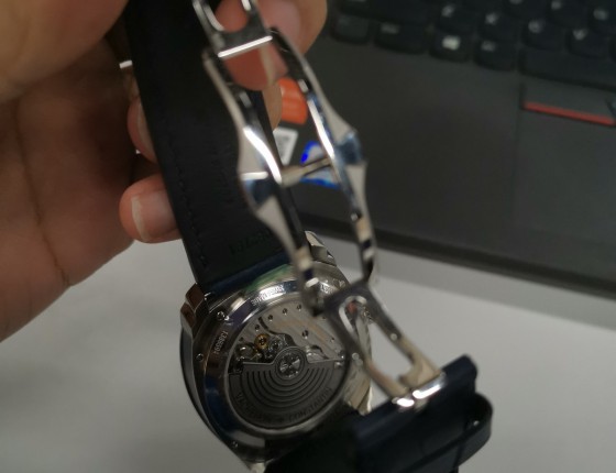 刚买的积家月相黑盘没多久，转手立马买了江诗丹顿vc4500s蓝盘