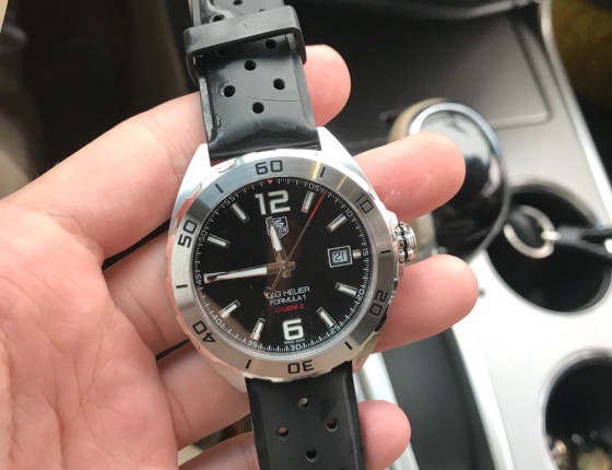 入手豪雅F1