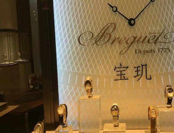 第一次玩腕表之家，分享一下我的皇后