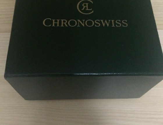 瑞宝，手表界中表把头最有特色的品牌，洋葱头把头真的很漂亮！