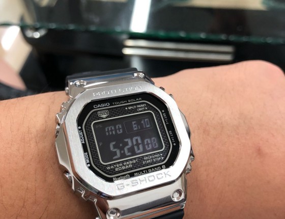 怒入胶带银色小方块，嘻嘻
