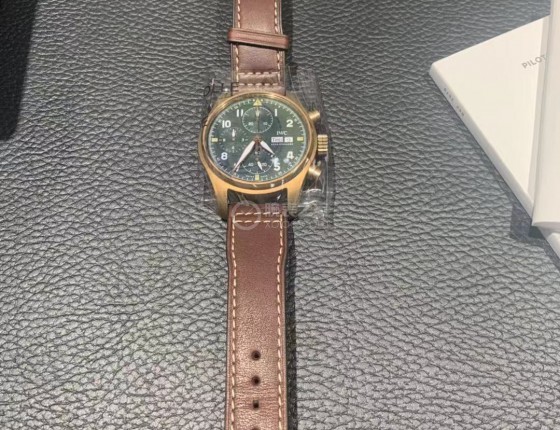 IWC青铜飞计购表历程