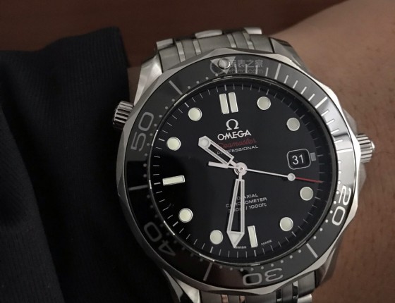 16年购入Omega海马300，认证.