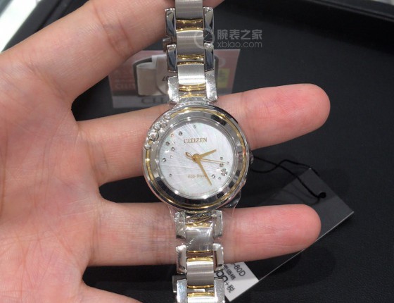 老婆日本买的西铁城EM0469-80D