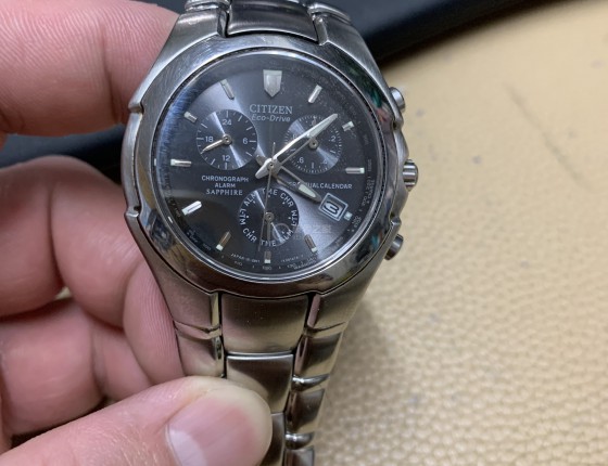第一代光动能 拿出来晒晒太阳