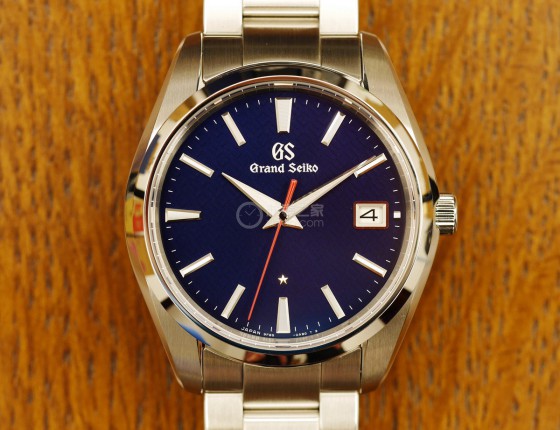镜头下的她 - Grand Seiko SBGP007G
