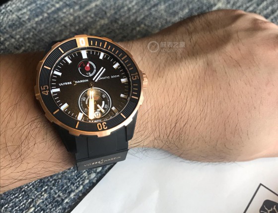 挚爱雅典玫瑰金圈潜水表1185-170-3/BLACK