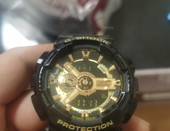 颜值抗打，防水耐用的黑金战神