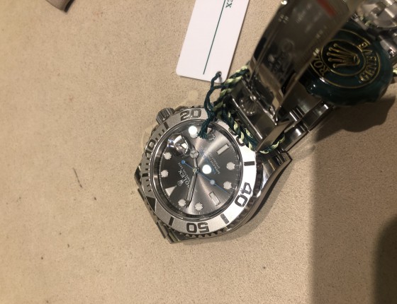 缘分购入灰面游艇