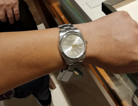 入手劳力士124300蚝式恒动，独爱那一抹幽蓝