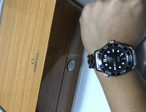 三十而立，购入海马300潜水腕表。