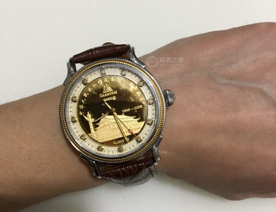 限量版上海三角红针纪念金表