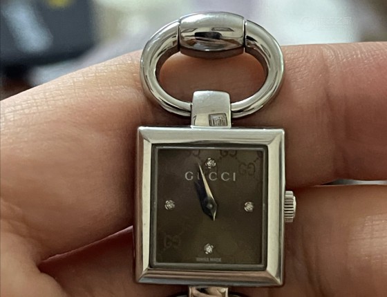 突然发现有块gucci表