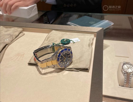 公价间金蓝