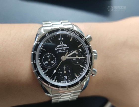 “Speedy Tuesday#星期二超霸日#”欧米茄超霸38mm