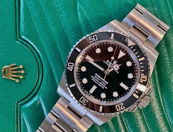 Keep Calm and Stop Buying Rolex ！