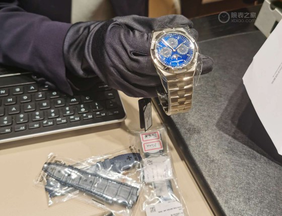 纵横四海白金蓝盘4300v认证贴