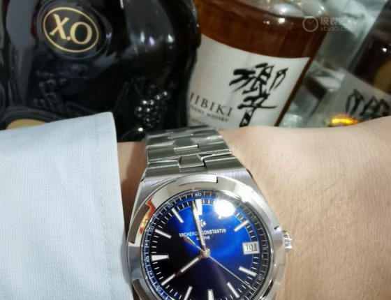 江诗丹顿4500V的深邃之美长在了我的审美上