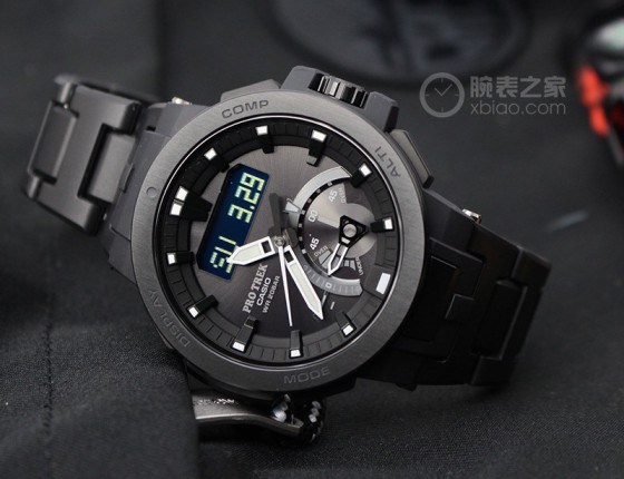 运动手表的机芯很重要，卡西欧PRW-7000FC-1BRP