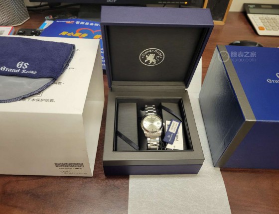 新入冠蓝狮SBGX263大石英一枚