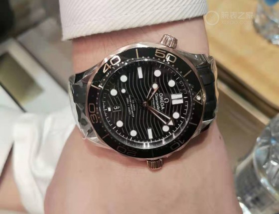 黑金胶带海马300，佩戴1年半，补个认证