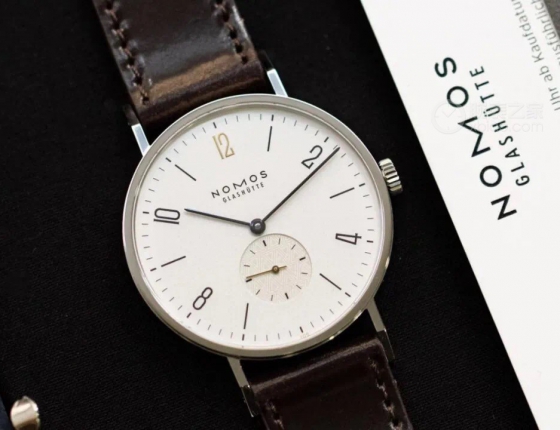 NOMOS红十二，文艺青年的顶配