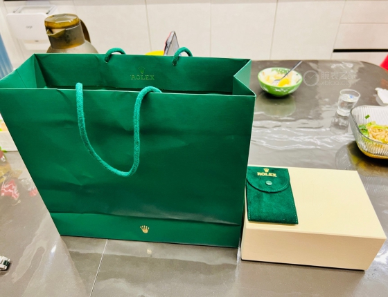 赶在2月行情起飞之前购入板链可乐圈，交个作业认证