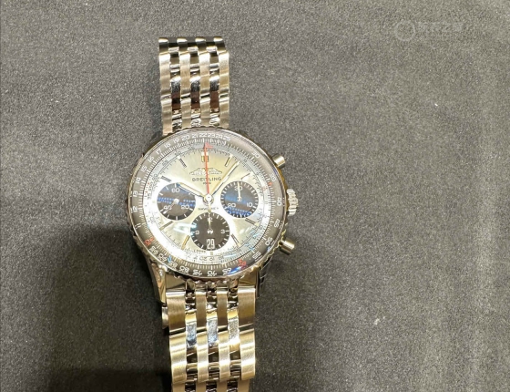 拔草冰蓝航空计时41mm