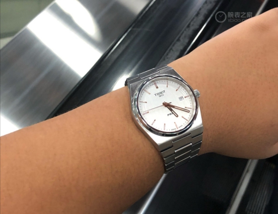tissot prx quartz T137410A