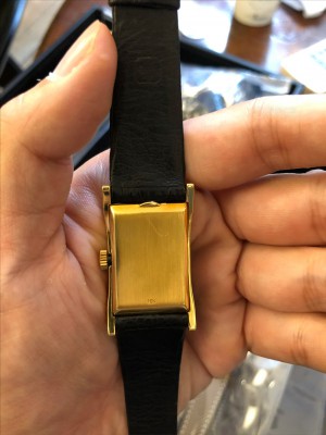 我发现国外的表贩子价格更贵啊