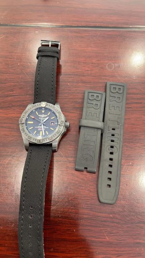 入了二手百年灵黑鸟，有懂行的帮我看看